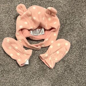 GAP Pink Polka Dot Hat and Mittens Set